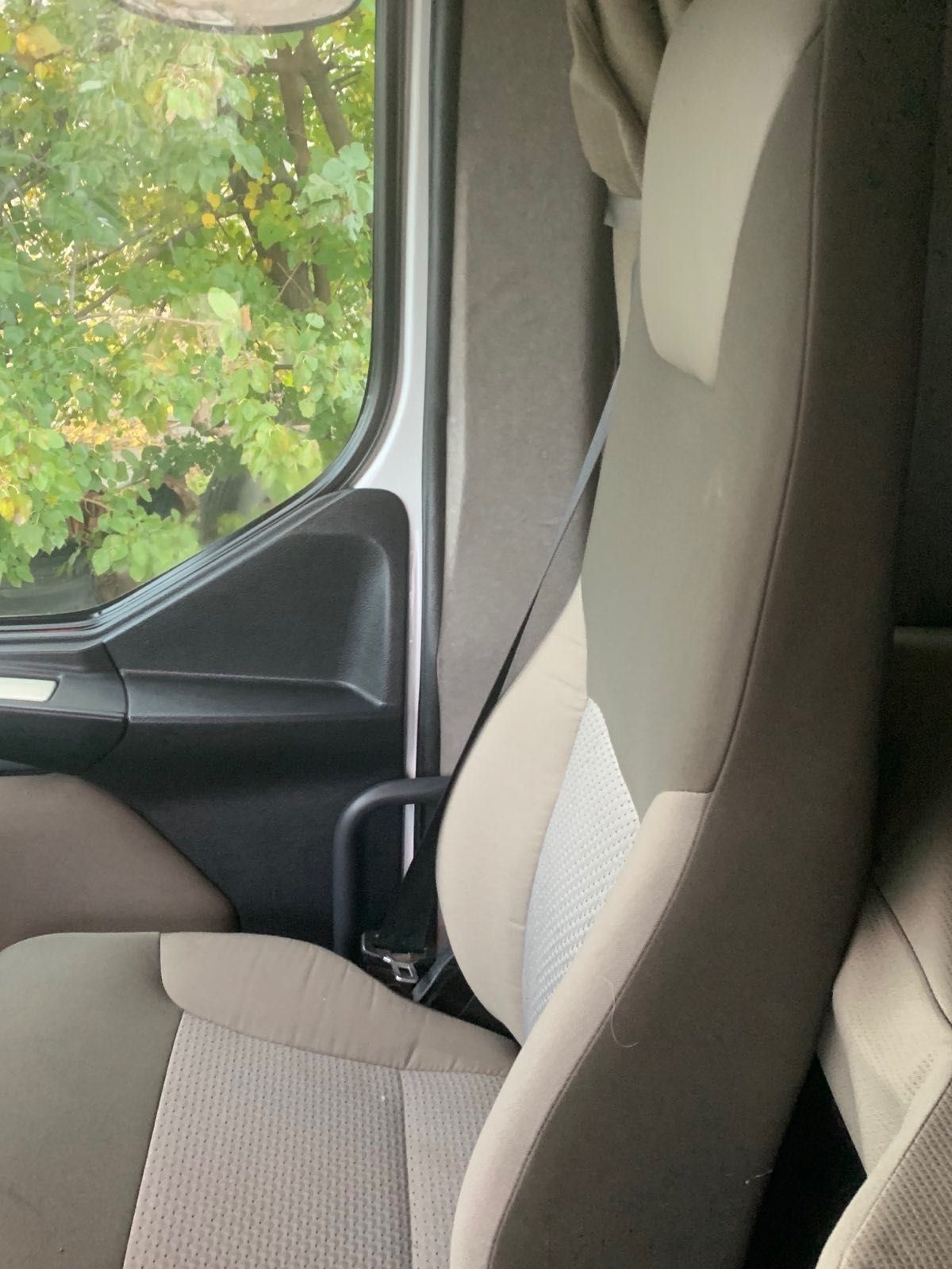 Продаж Renault Premium 2013