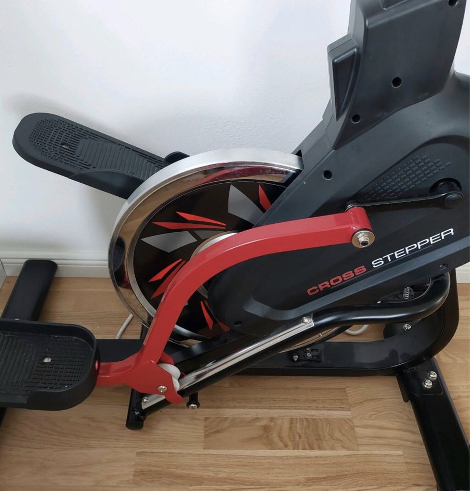 Stepper hammer cross stepper kettler