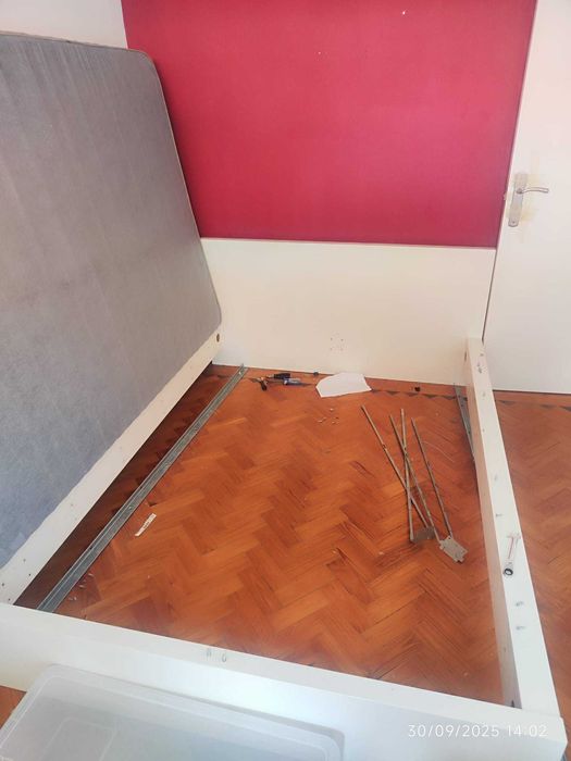 Cama branca MALM  160x200 cm + Estrado