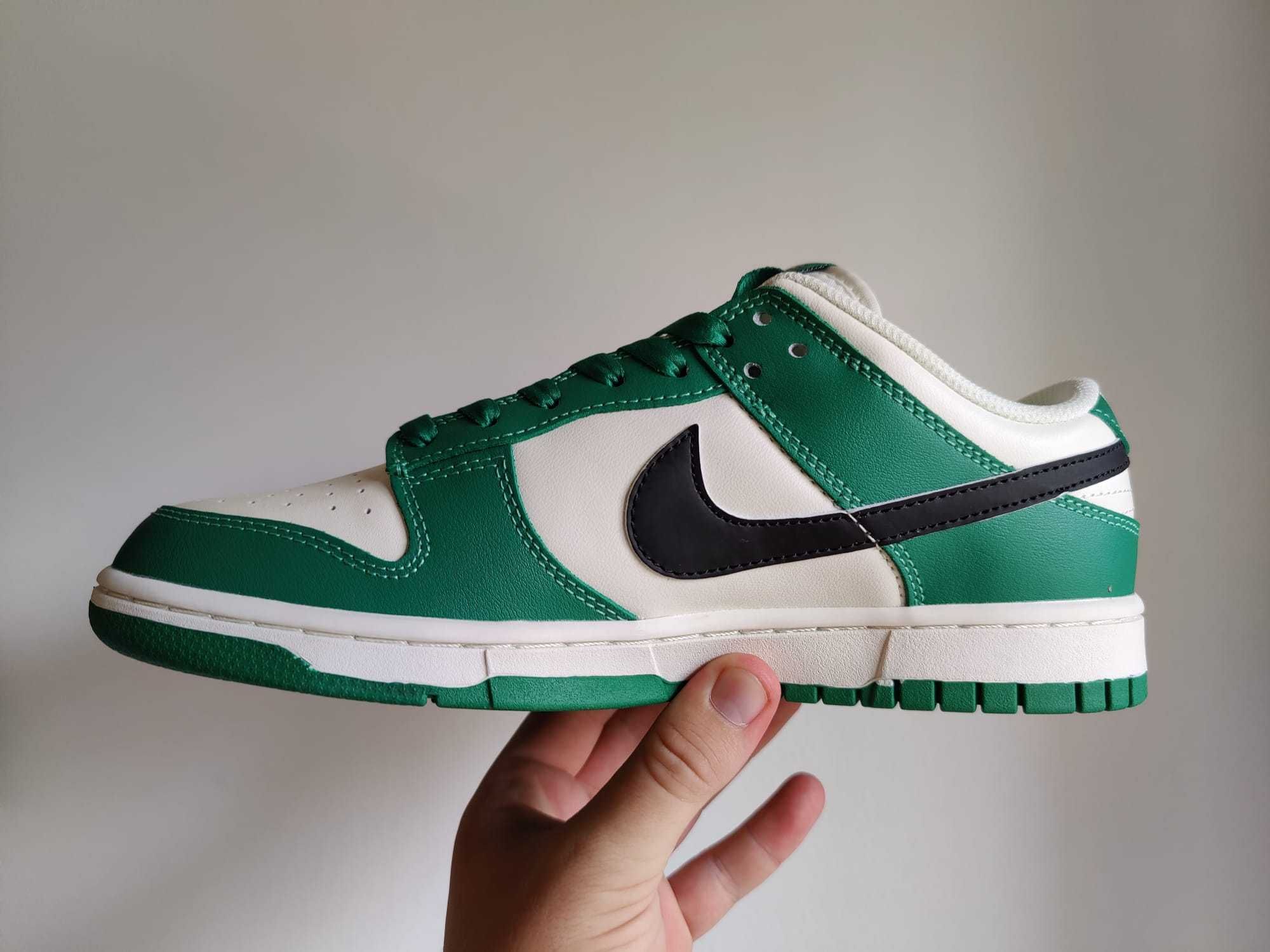 Nike Dunk Low Malachite green