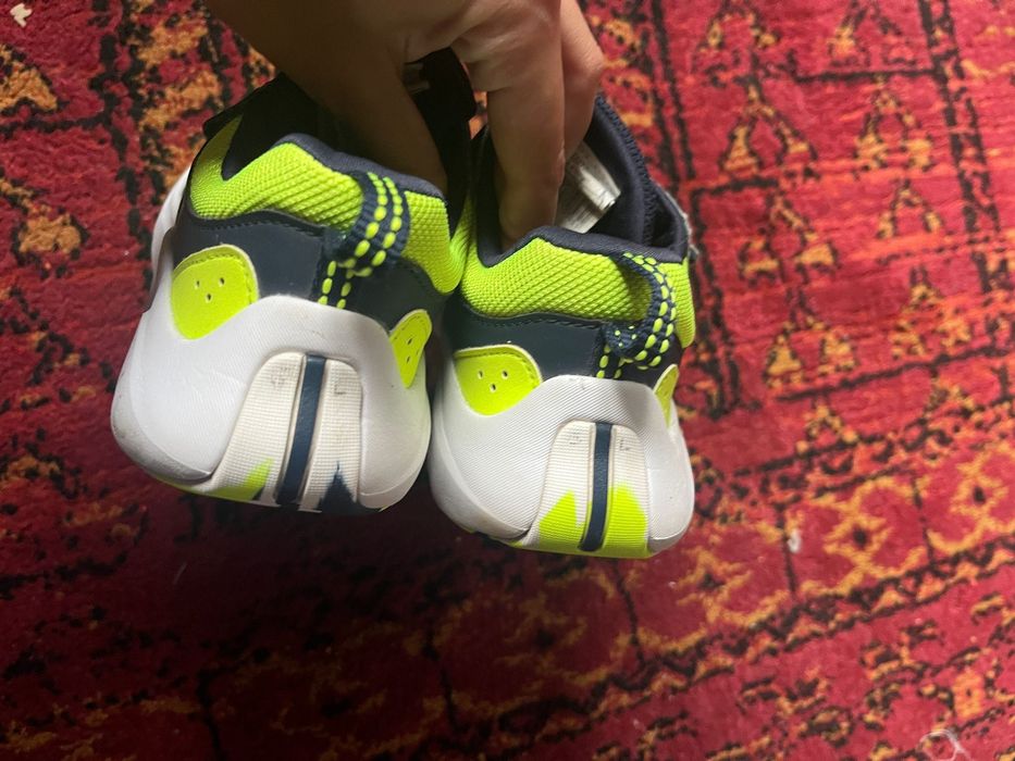 Sapatilhas de desporto criança t33