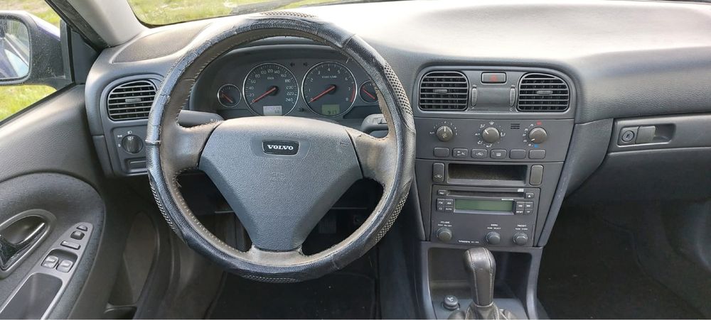 Volvo V40 Kombi 1.8 benzyna