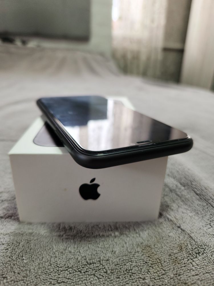 iPhone 11 128gb Newerlock