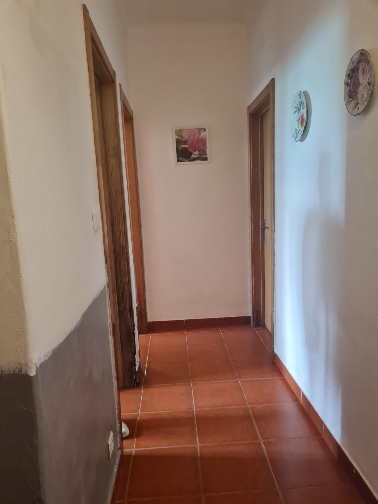 Alugo um quarto conselho de loures
