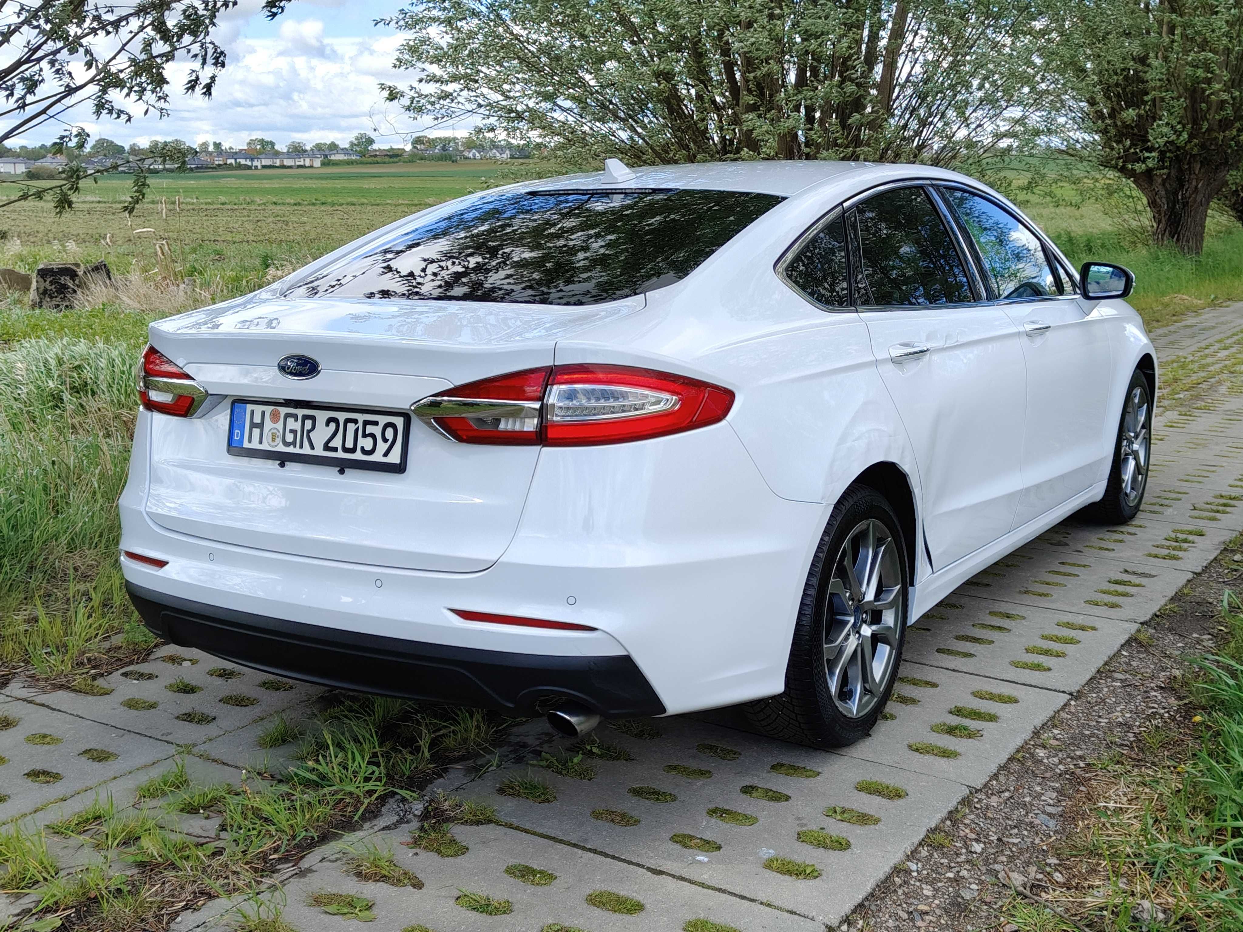 Ford Mondeo * USA * 1.5 Benzyna * Kamera * Skóry * Nawigacja * Ledy *