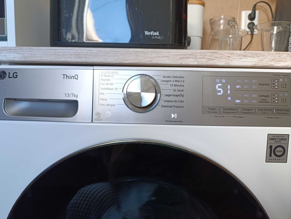 Máquina de lavar e secar roupa LG ThinQ (capacidade 13/7Kg)