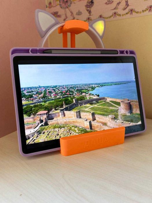 Підставка під планшет/телефон/iPad