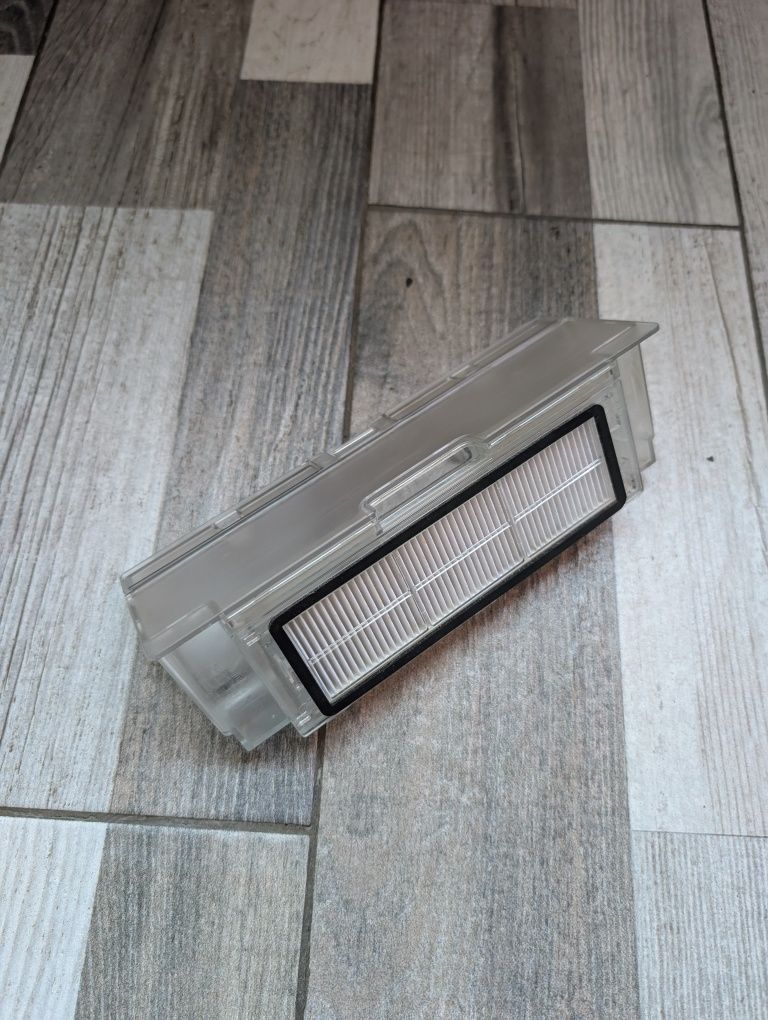 Продаю робот пилосос Roborock S5 MAX