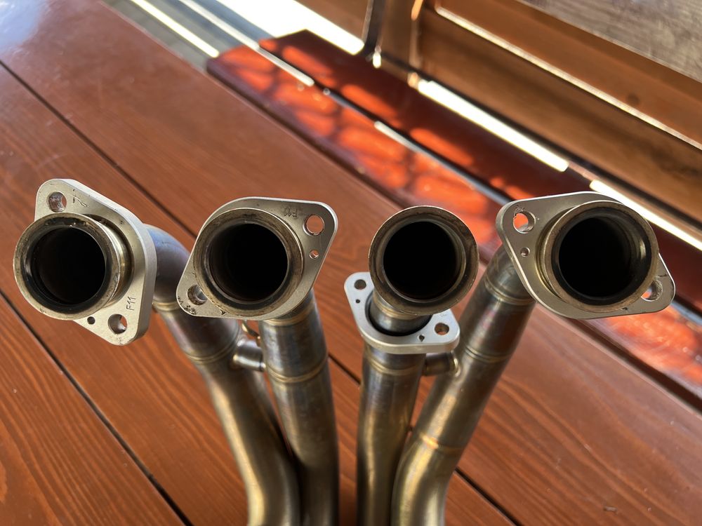 Yamaha r6 rj15-rj27 kolektor wydechowy akrapovic
