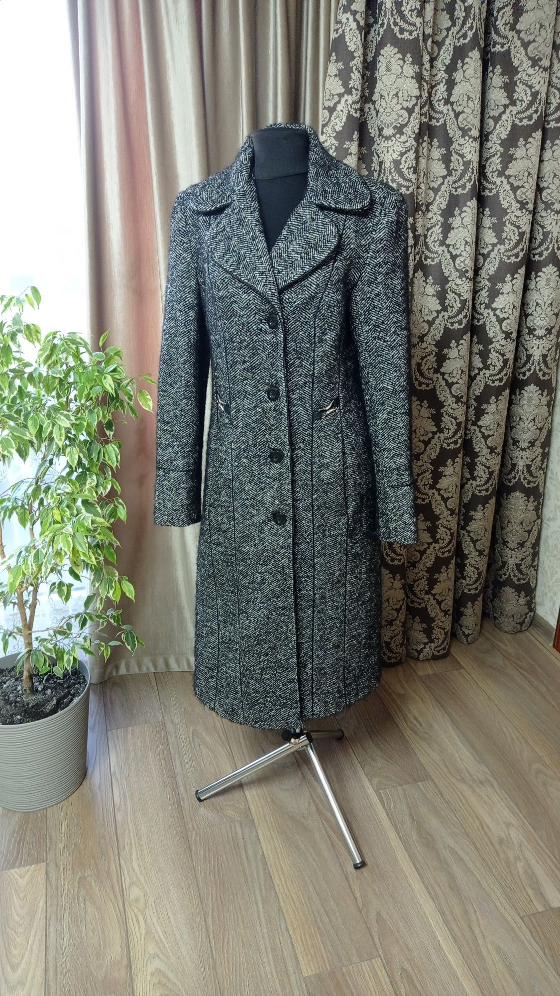 Пальто жіноче 50 розмір