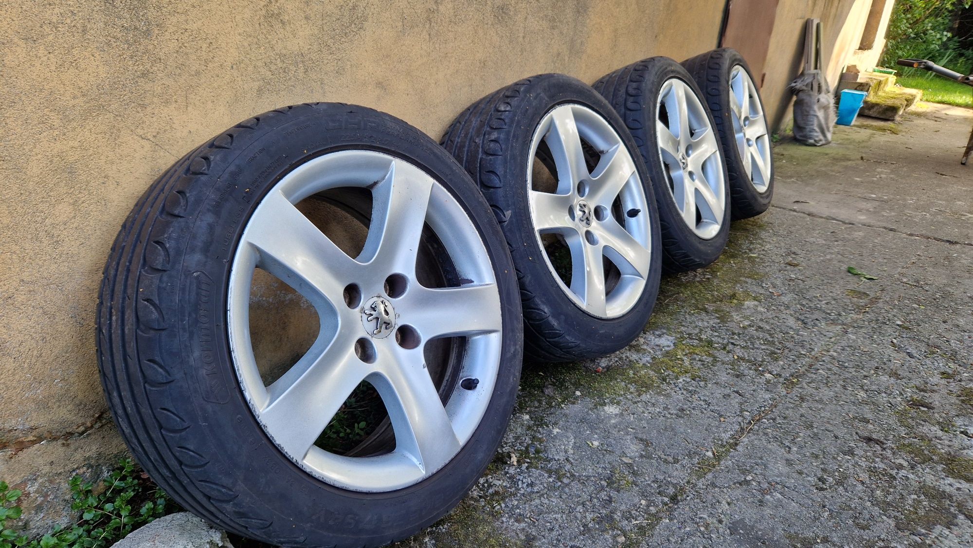 Koła Peugeot 4x108 205/45 R17