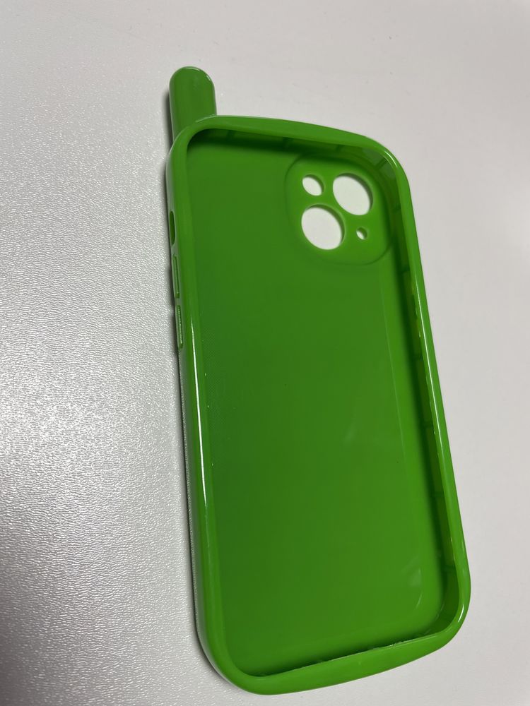 Etui na iphone 14