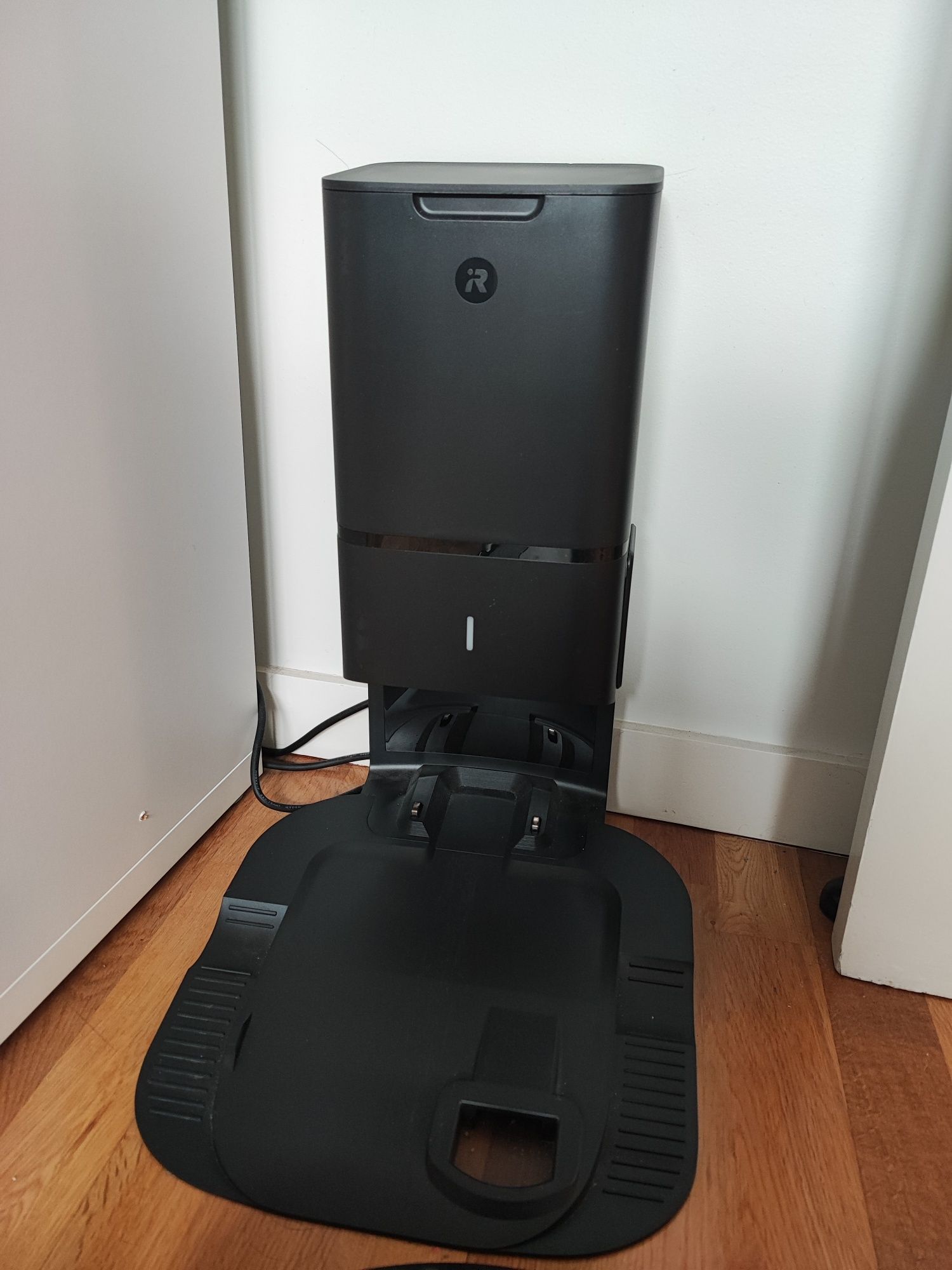 Roomba i3+ Aspirador+estação p/ esvaziar lixo sozinho