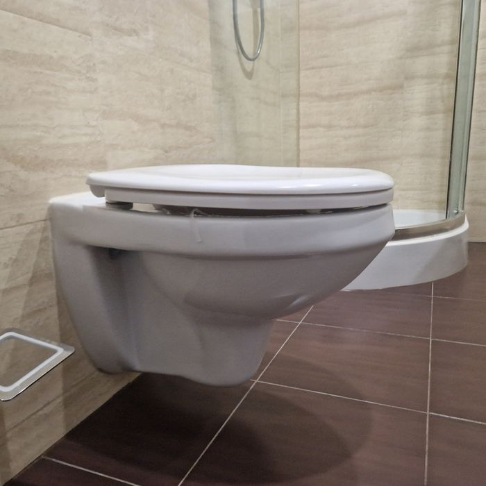 Miska WC + deska sedesowa