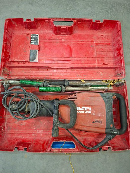 Młot wyburzeniowy Hilti TE 1000 AVR, z walizką, sprawny, stan dobry