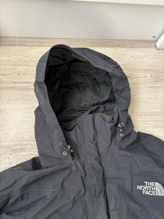 Оригінальна куртка The North Face Hyvent