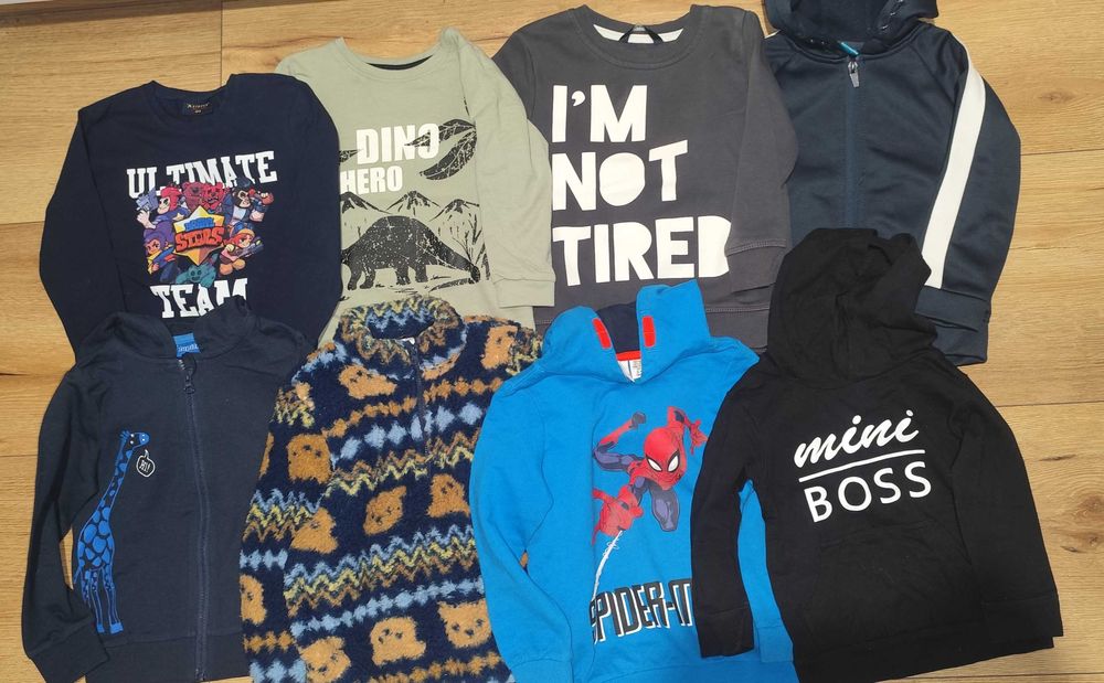 Paczka ubrań dla chłopca w wieku od 2-4 lat