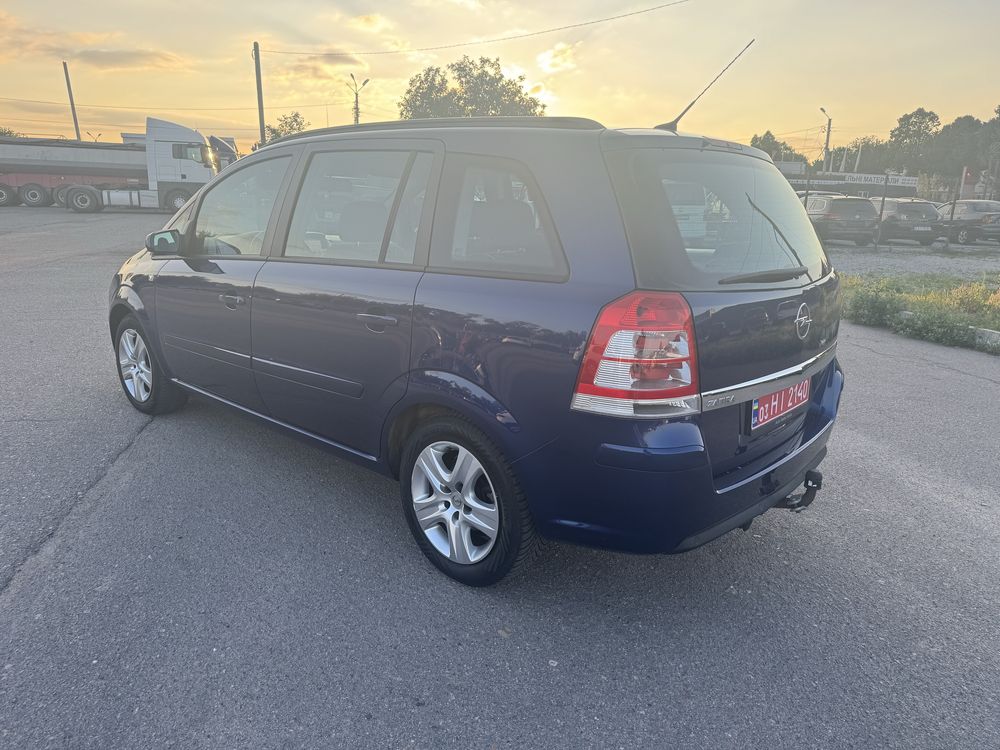 Opel Zafira 1,6 бензин 7 місць