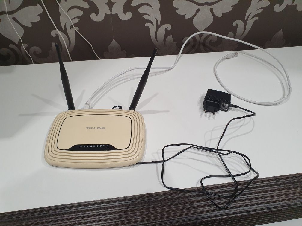 Роутер/ Маршрутизатор TP-LINK TL-WR841N