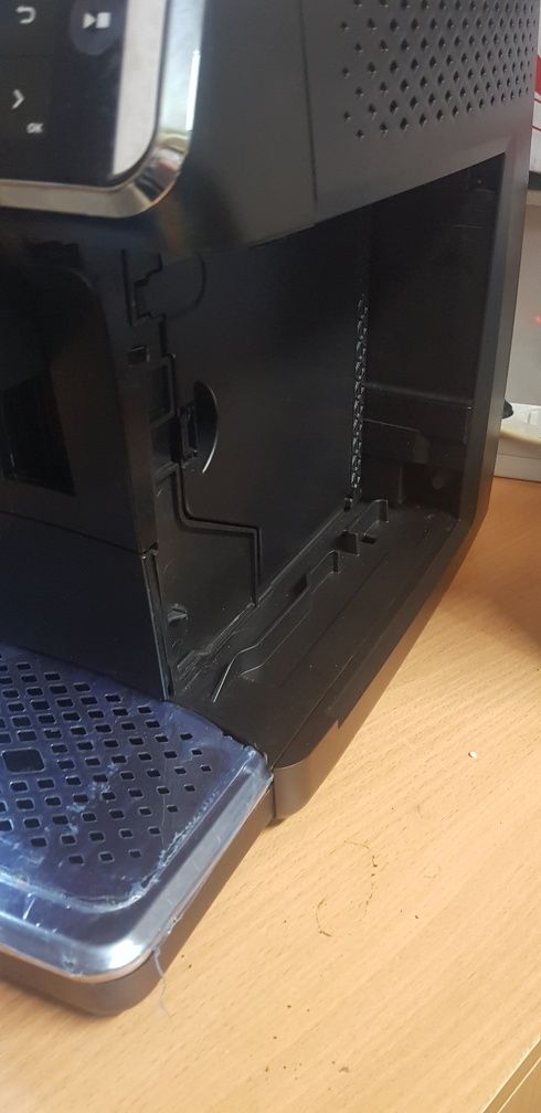 Кавоварка Нова Philips Series EP5400все в комплекті