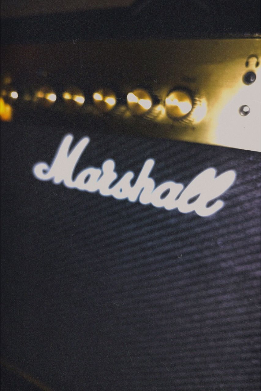 Комбо усилитель marshall mg15