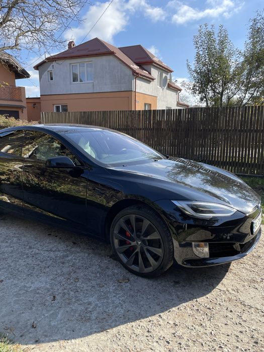 Tesla Model S 2020 Long Range Plus