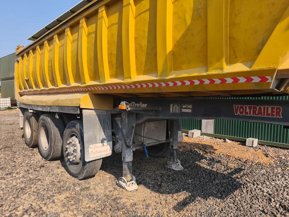 Iveco Basculante – 3 Eixos