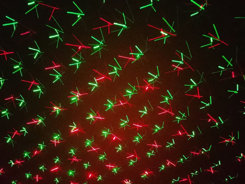 LED-ПРОЕКТОР для свят:Різдва, Нового року. ДН. Працює і від павербанка