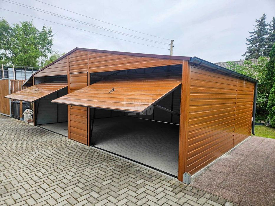 Garaż blaszany 7x6 Brama - drzwi złoty dąb  Dach rynny GP598