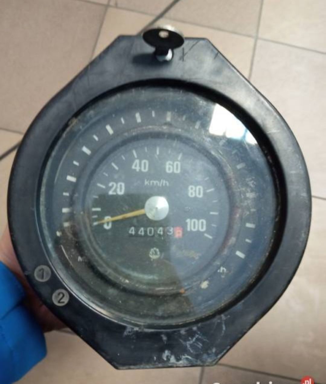 Zegar licznik prędkościomierz od starego auta ciężarówki tacho retro