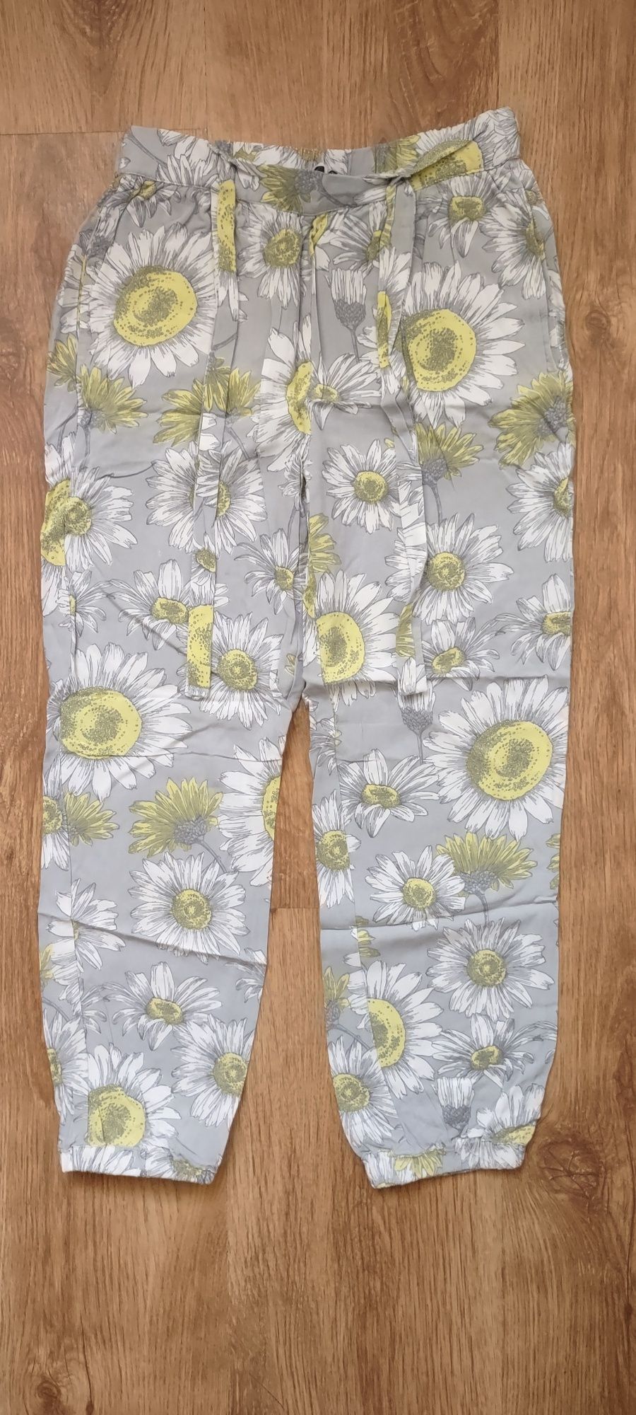 spodnie letnie M&S kids  128