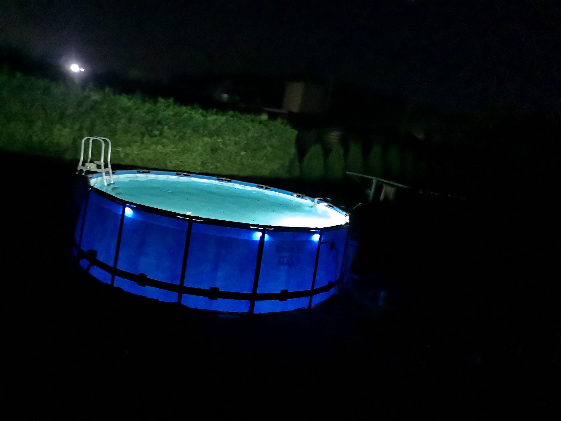 Oświetlenie basenu zestaw projekt