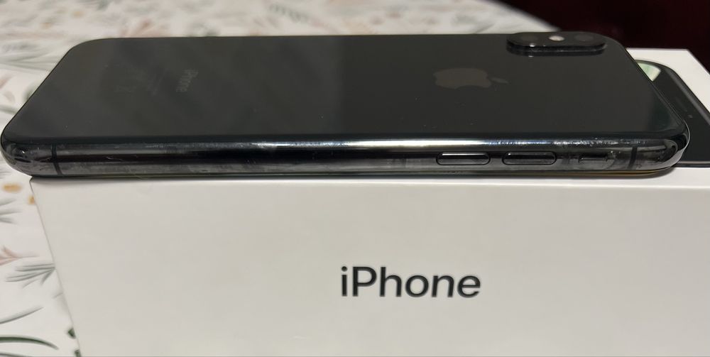 IPhone XS 64 gb.