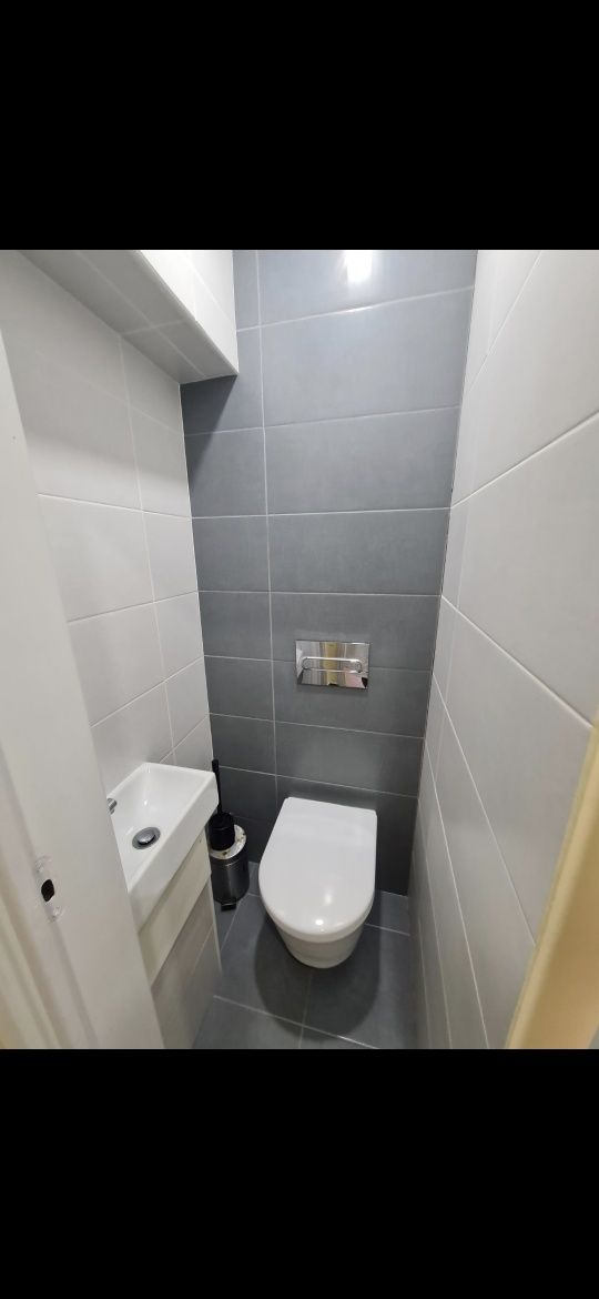 Alugo quarto no centro de Leiria (Av Marquês Pombal)