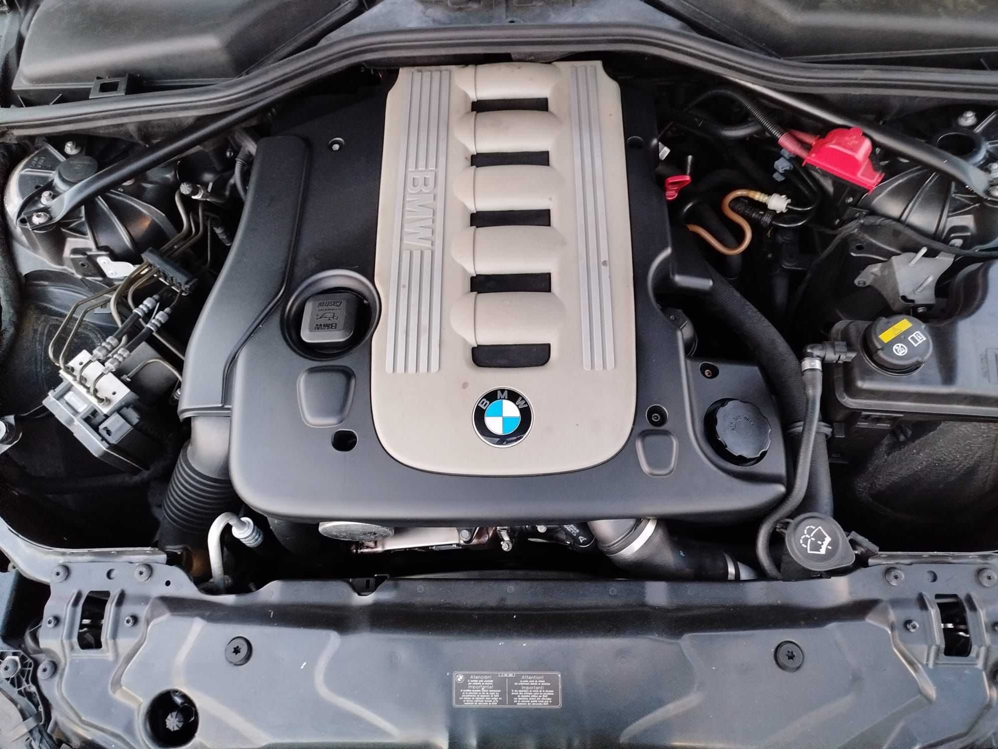 BMW 525d Touring Automático (E61) com PACK M