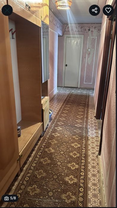 Продається трьокімнатна квартира по вул. В.Великого