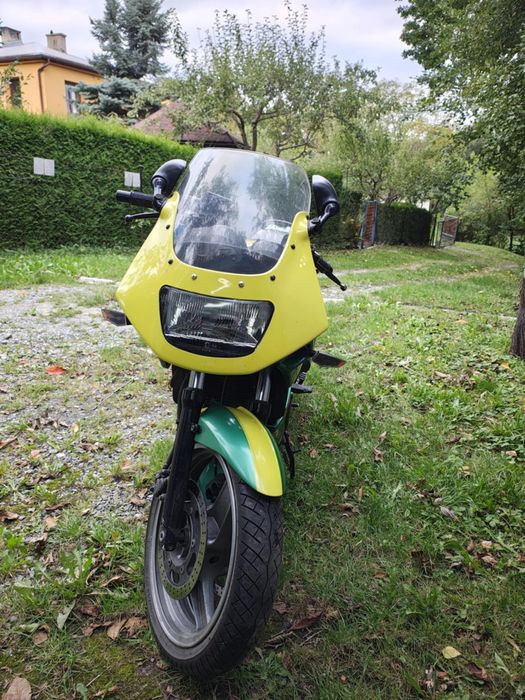 Kawasaki GPZ 500S