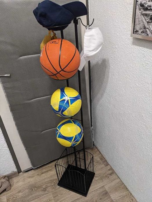 Stalowy Stojak na piłki czapki kaski lub bardzo lekkie doniczki 150cm