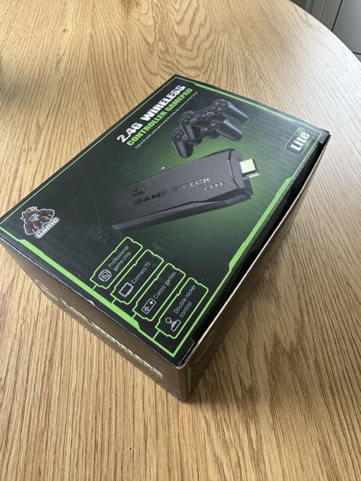 Game Stick Lite 4K, бездротова приставка з іграми