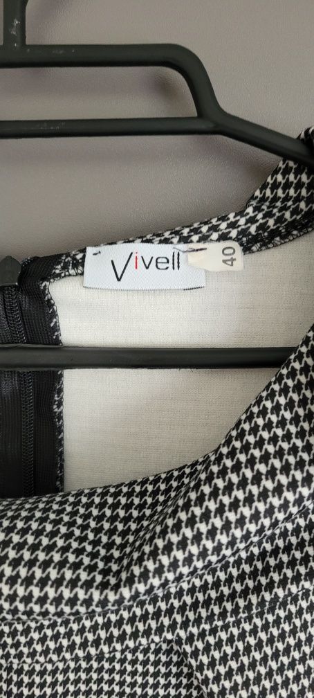 Sukienka Vivell 40