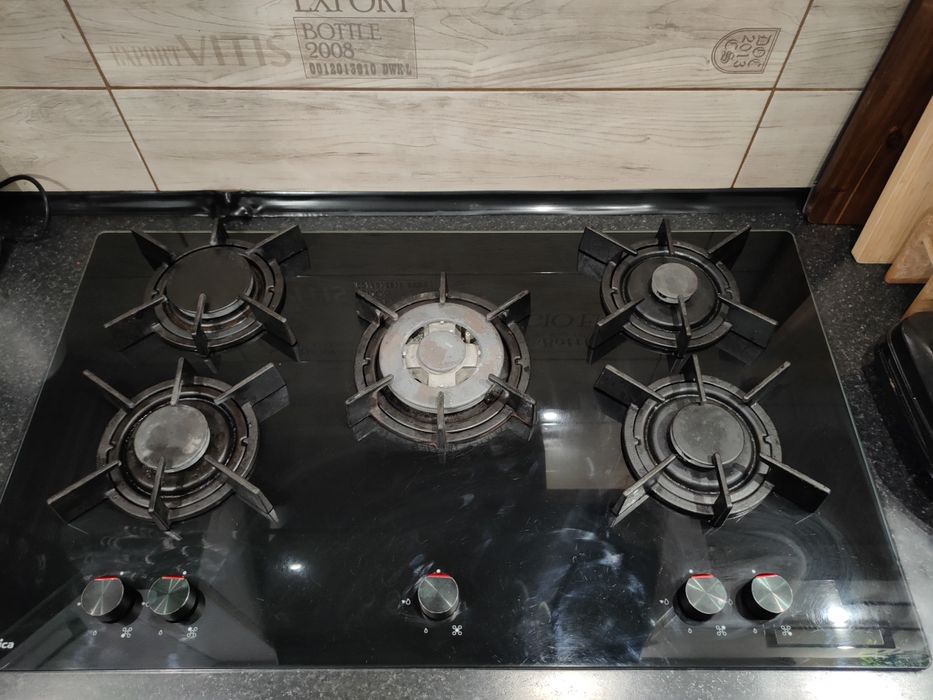 Płyta gazowa Amica 90 cm 5 palników szkło ceramiczne ruszta żeliwne