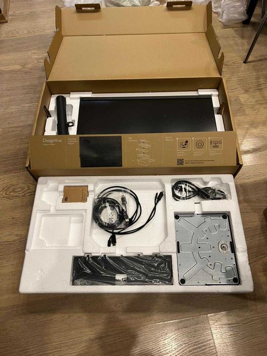 Монитор 31.5" BenQ PD3205U