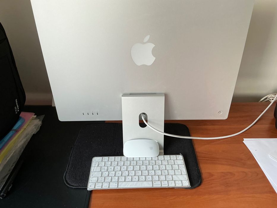 Top! Como novo! iMAC 2021 24” 16GB SSD 1 TB + rato + teclado + caixa