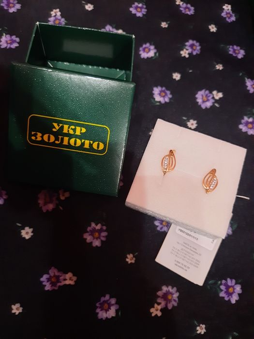 Продам нові золоті сережки