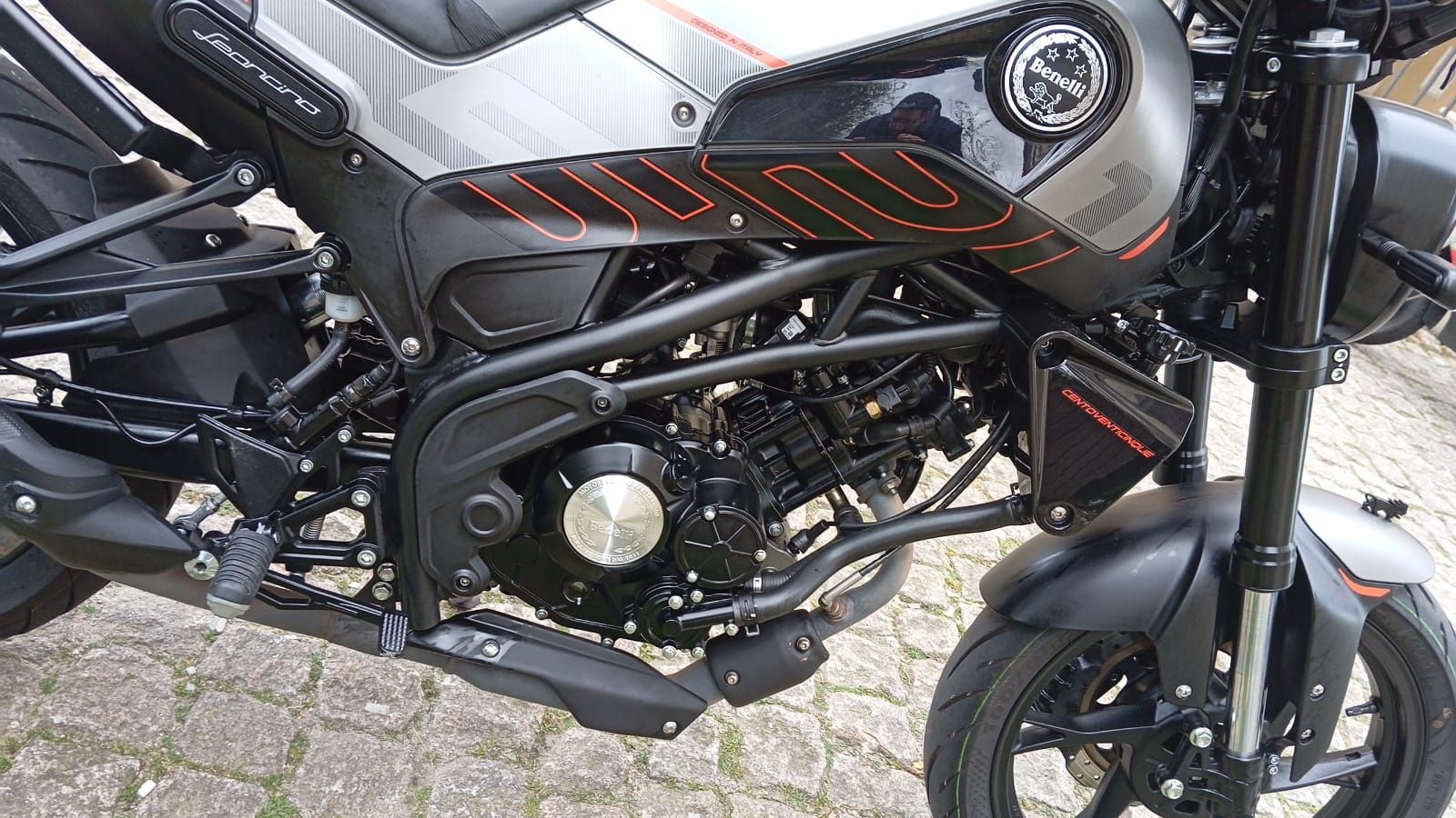 Moto benelli 125
