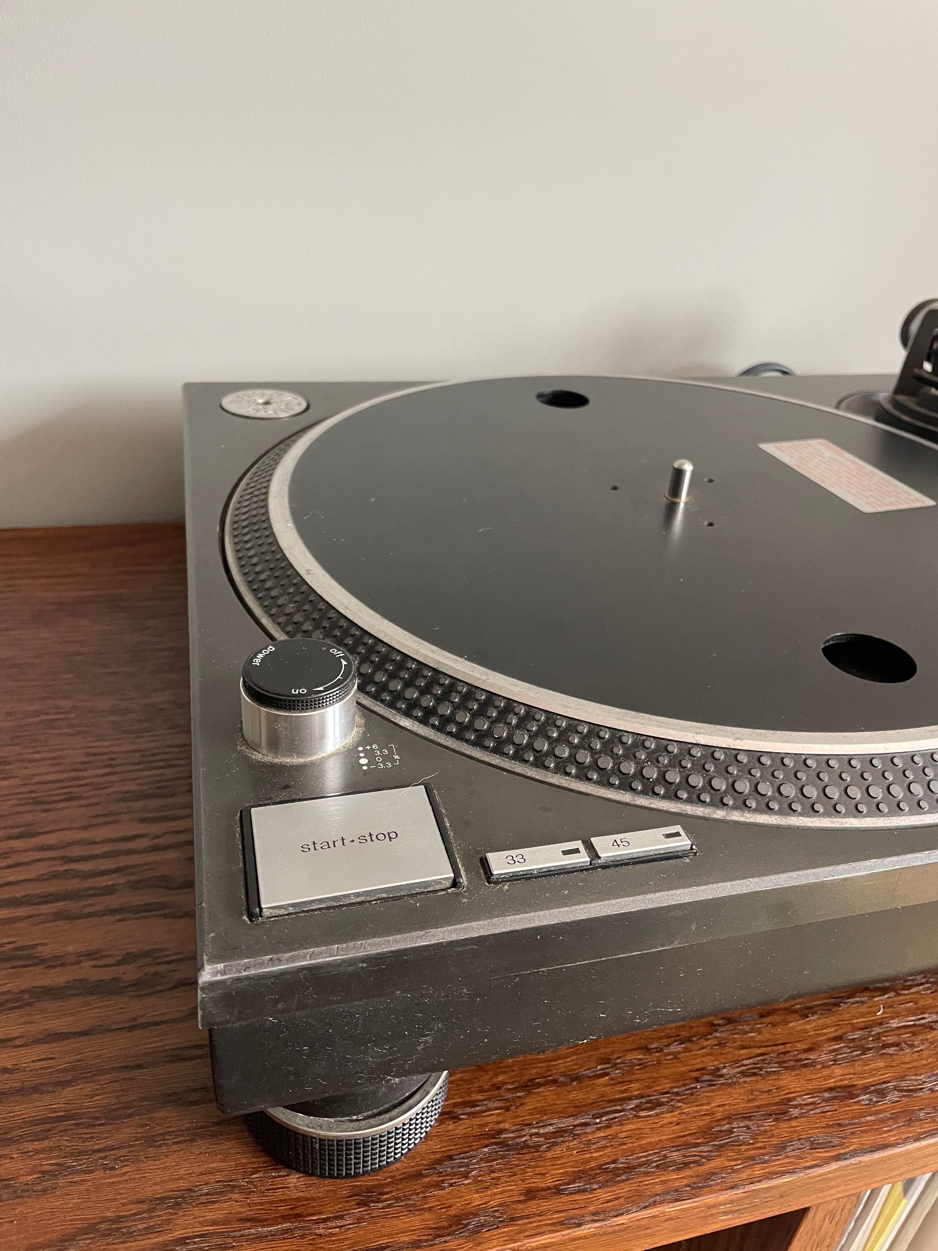 Technics 1210 MK2