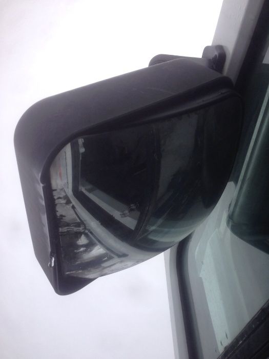 Зеркало правое левое верхнее боковое стойка Рено Магнум Renault Magnum