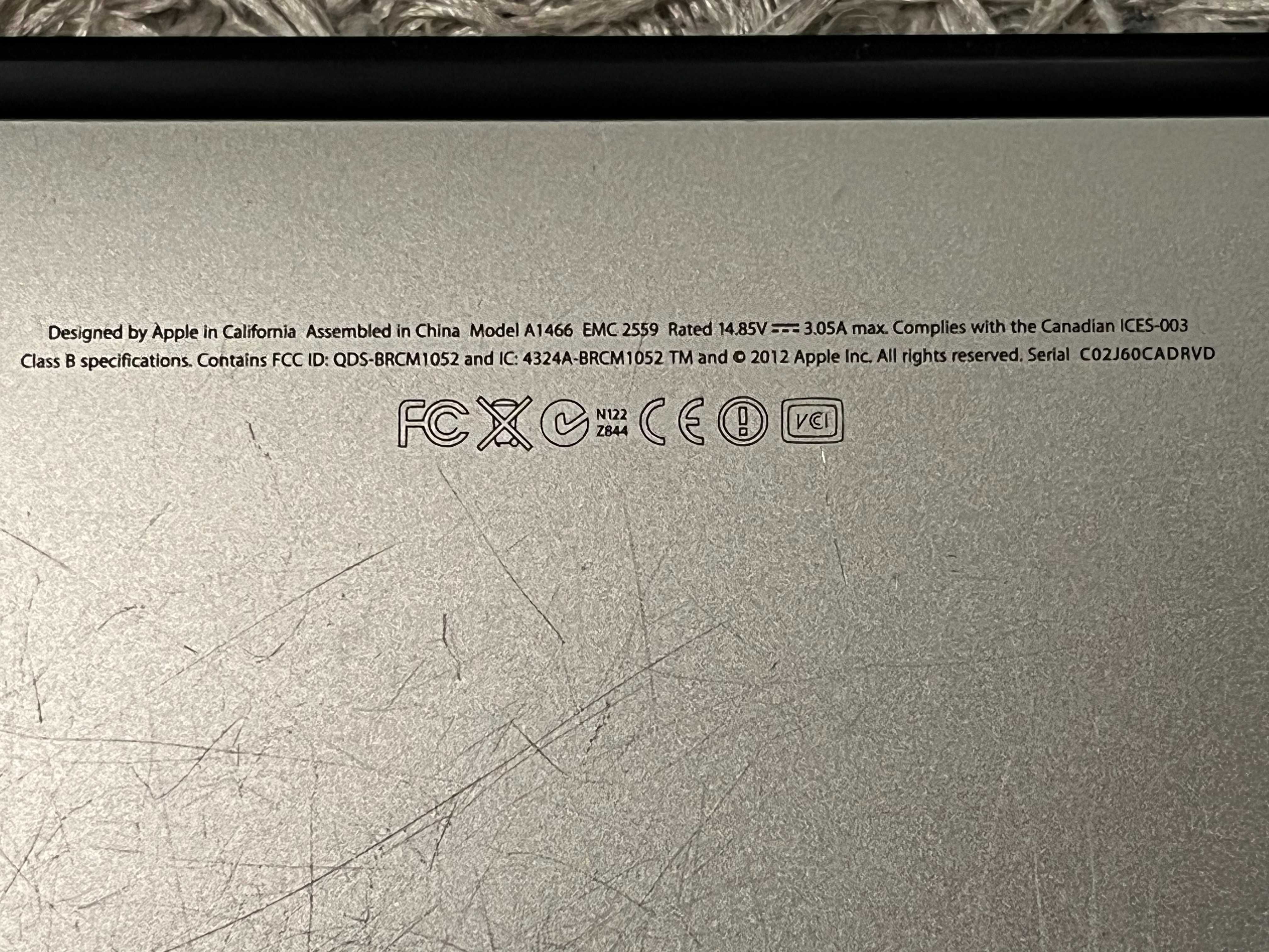 Macbook air A1466, EMC 2559, 256GB, сгорела видеокарта
