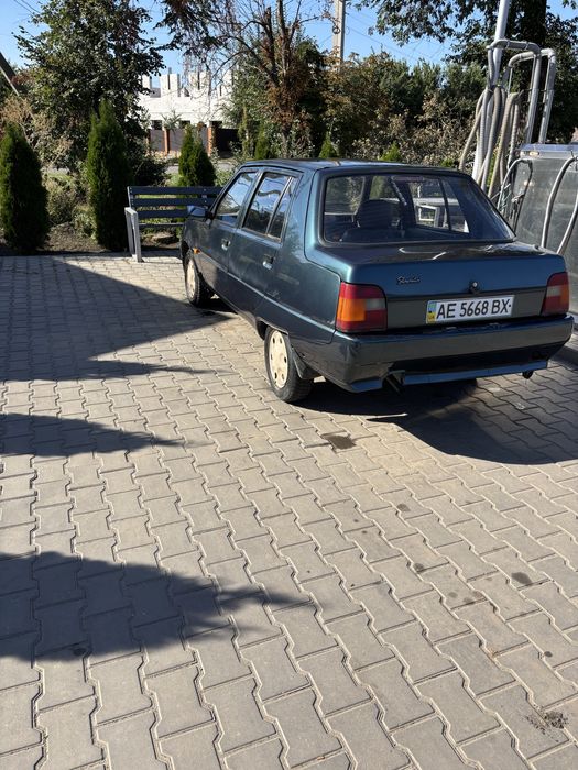 Продам автомобиль ЗАЗ 1103