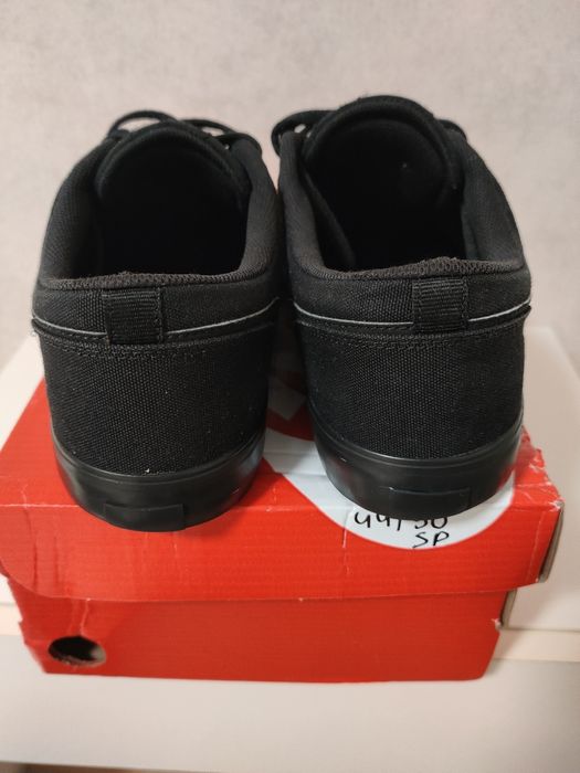 Чоловічі кеди Nike 44 розмір 28 см 

Опис:

Це класичні чорні кед